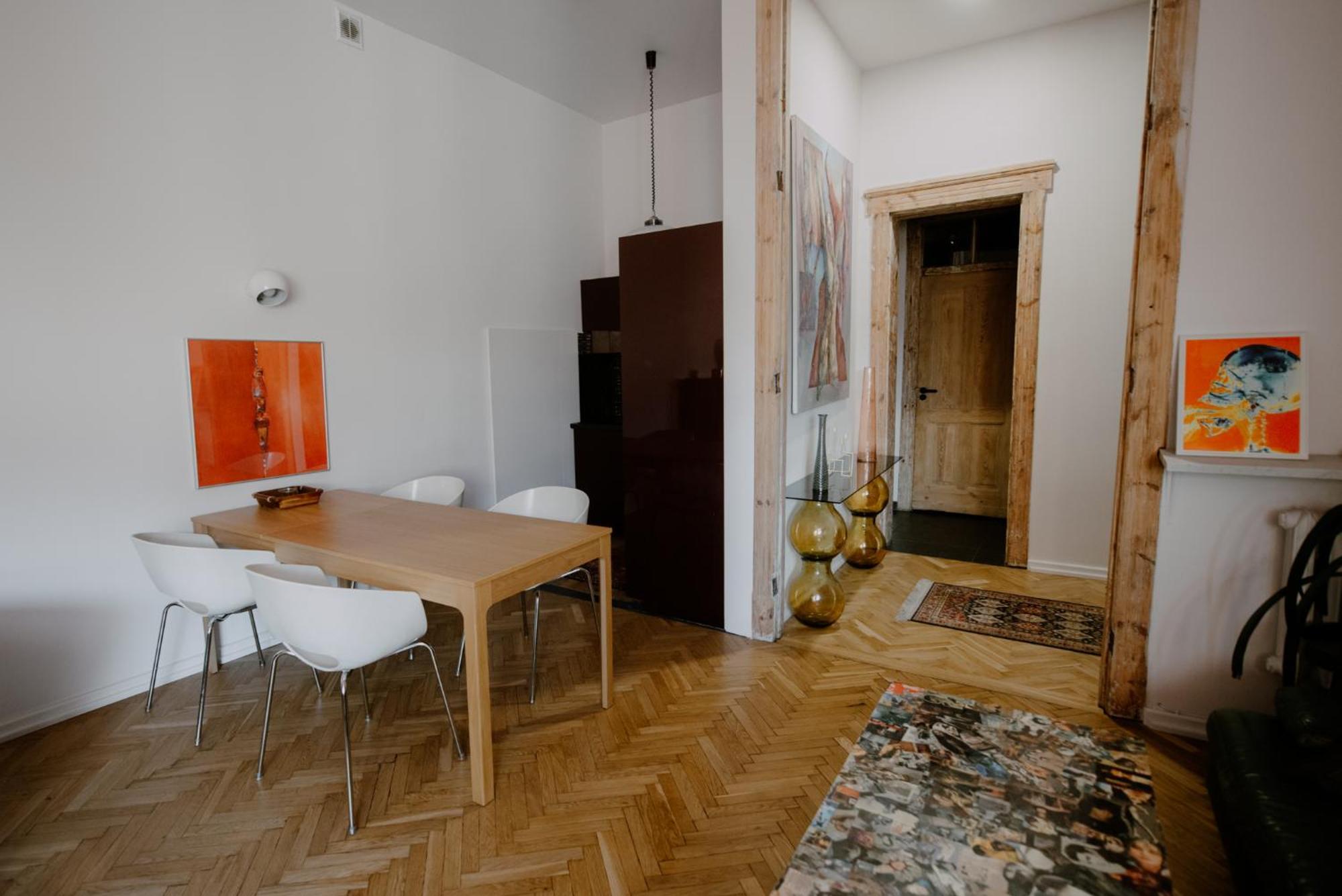 Space Age Residence Лодзь Екстер'єр фото