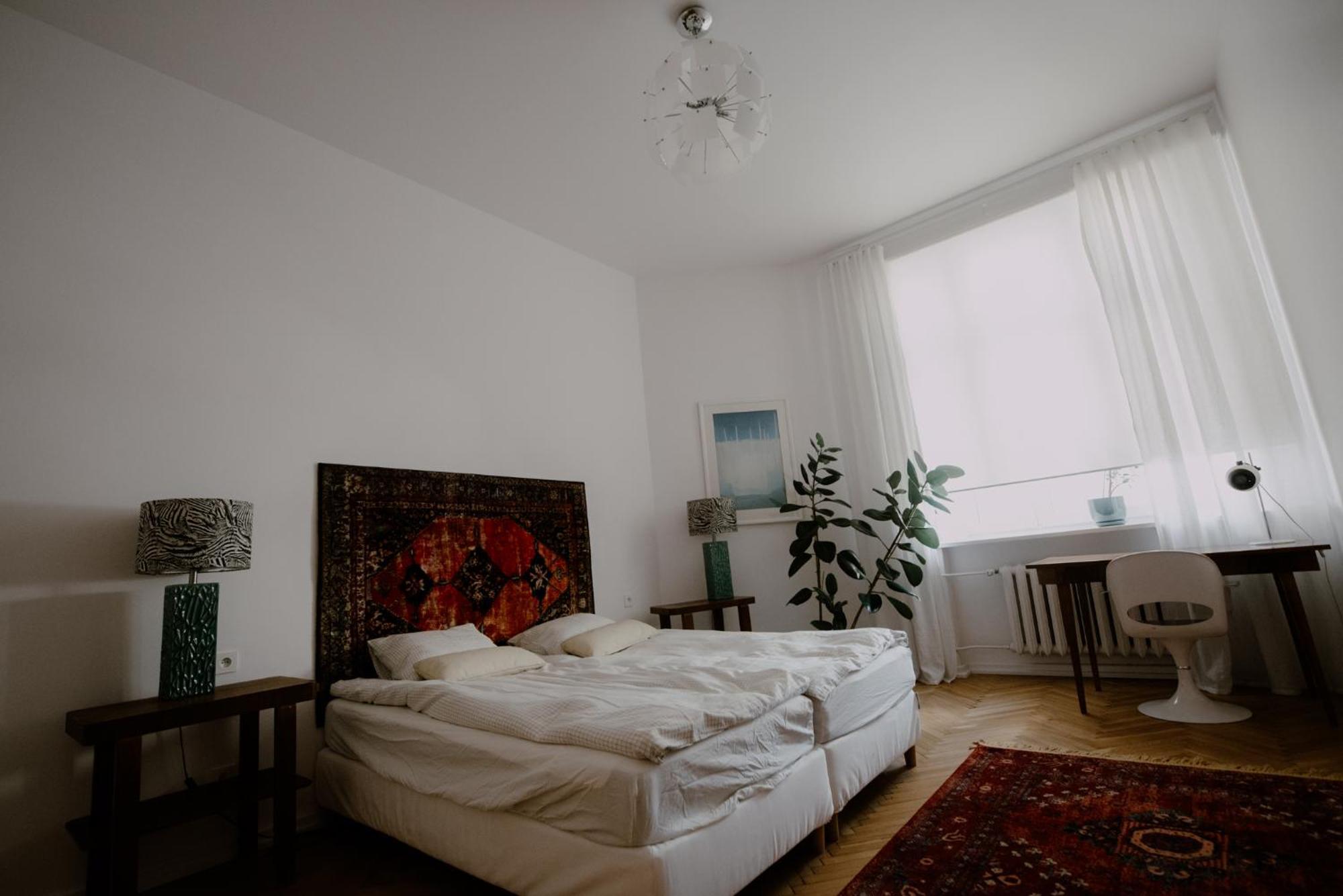 Space Age Residence Лодзь Екстер'єр фото